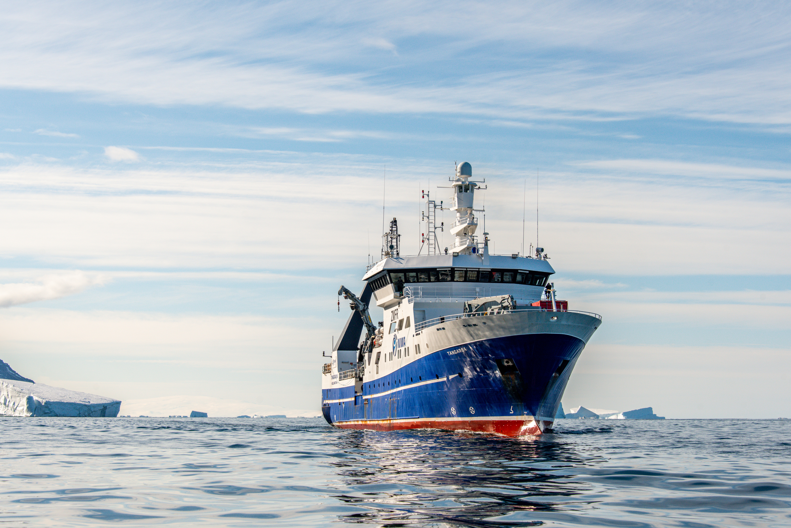 2023 01 ANTARCTIC VOYAGE TAN2301 mountjoy 5495 (2)