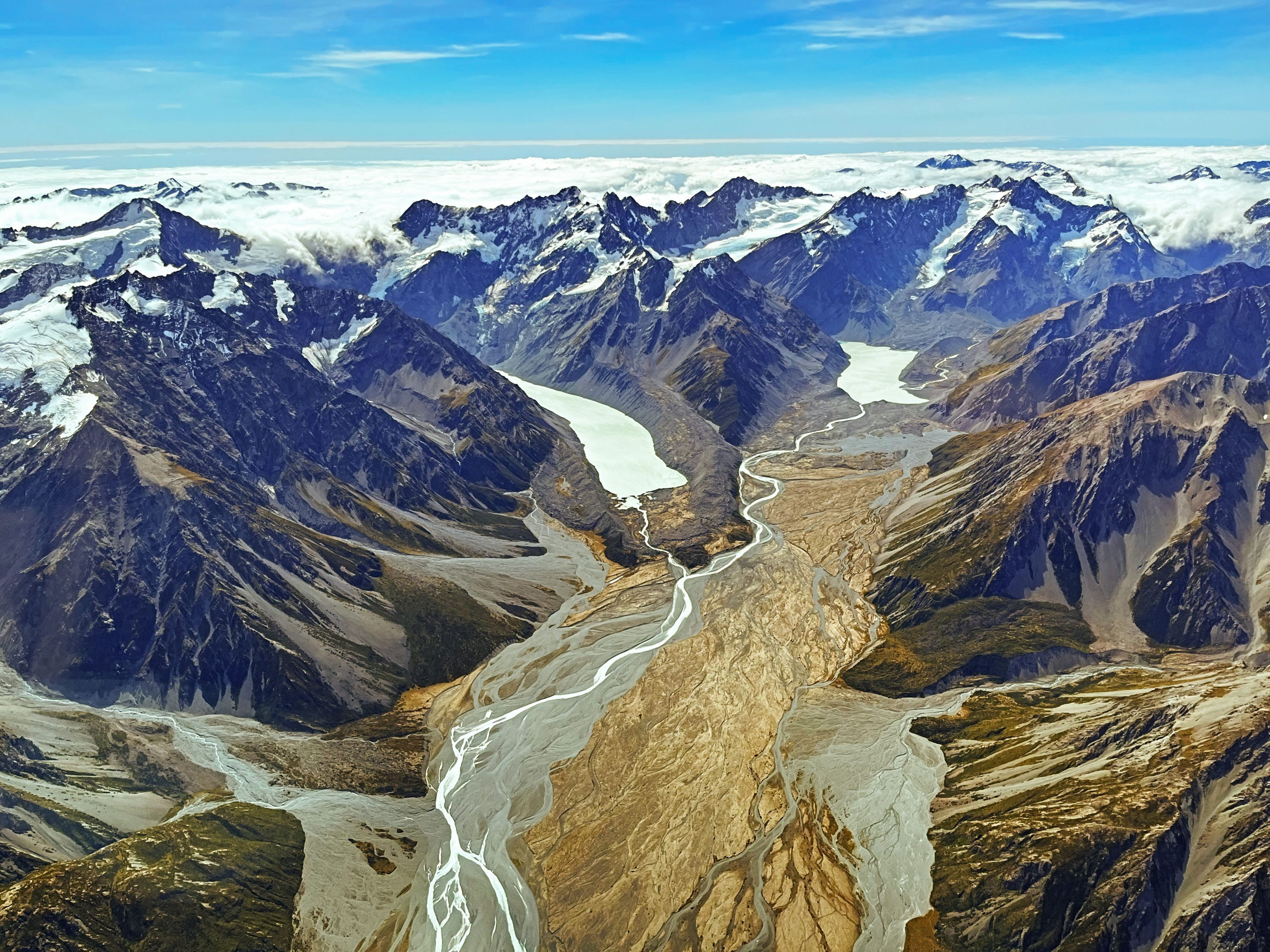 SPECIAL RUN 2024 photocomp chch nel Christchurch Bind Looking up the Godley River
